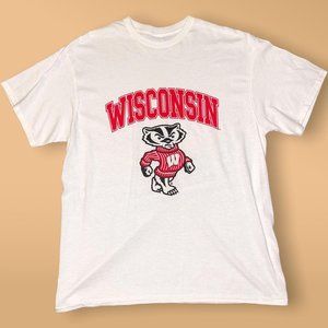 Vintage Sports Logo T-shirt Wisconsin